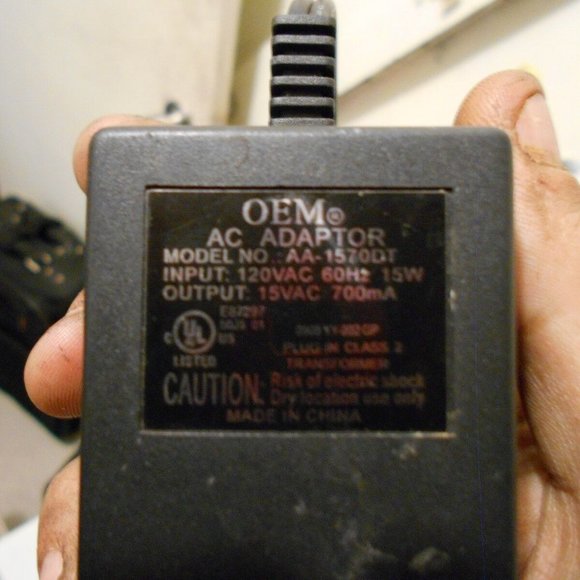 OEM MODEL AA-1570DT AA-1570 DT AC POWER SUPPLY ADAPTER 15VAC 700mA RS 40942 - Picture 4 of 11